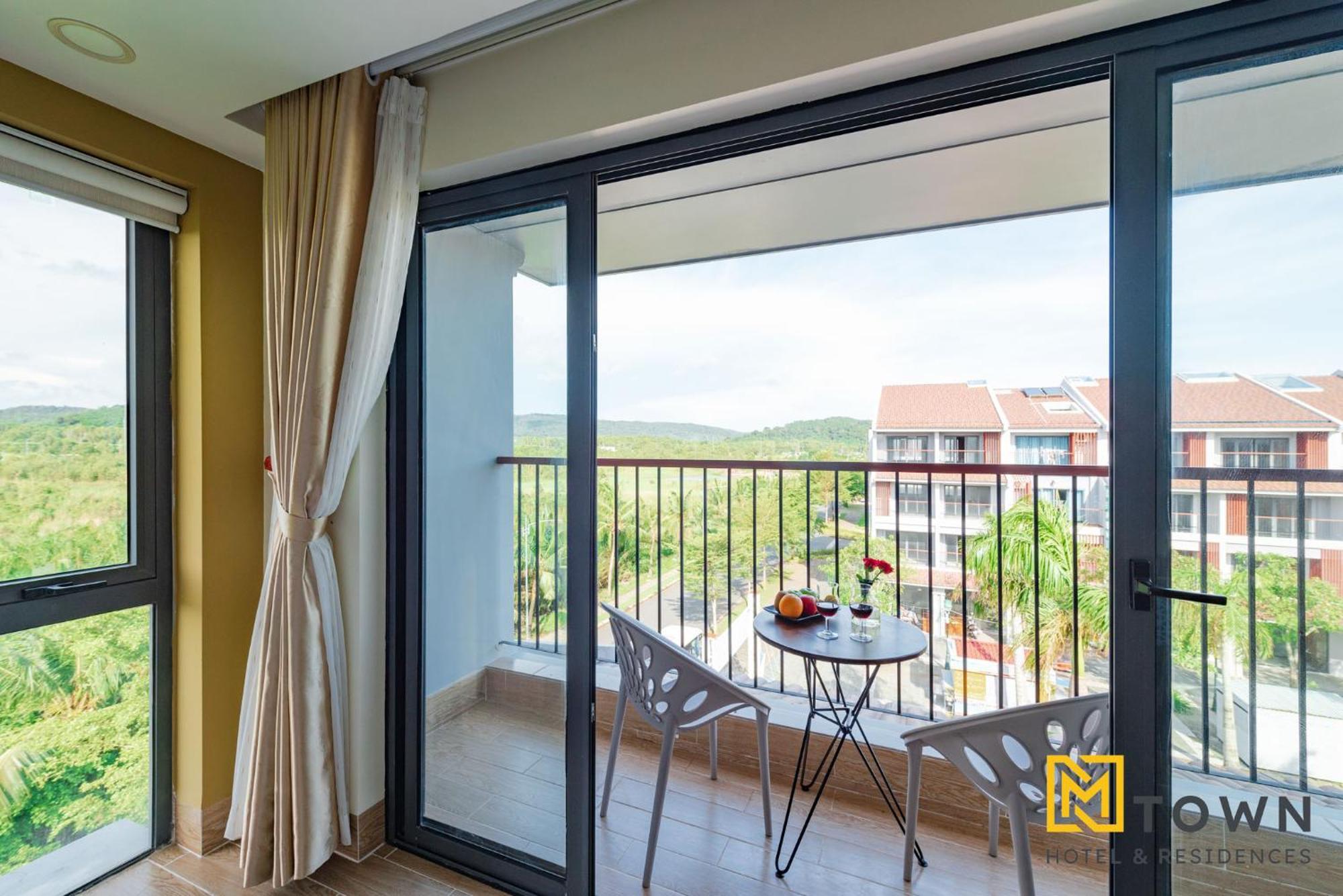 Luxy Park Hotel & Apartments - Mtown Phu Quoc Exterior foto